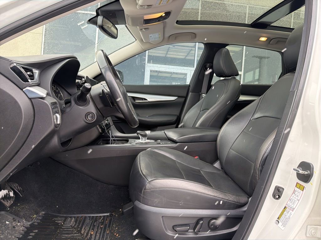 Used 2019 INFINITI QX50 Essential w/ Premium Heat Package image 2