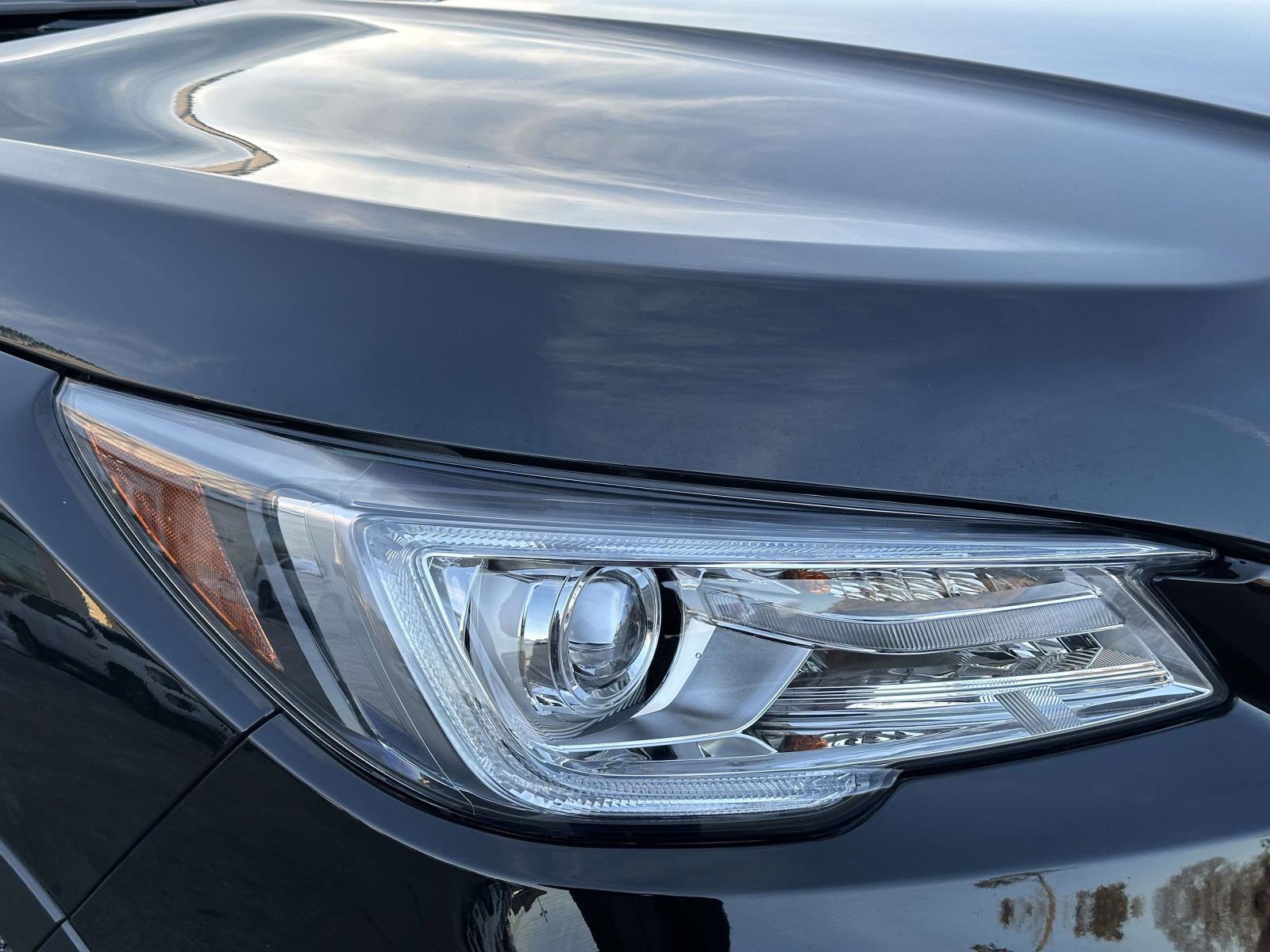 Used 2022 Subaru Ascent Touring w/ Popular Package #2A image 8