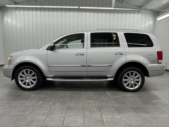 Used 2008 Chrysler Aspen Limited image 6