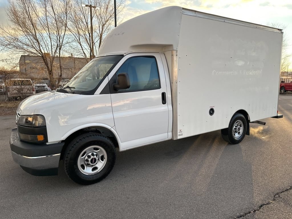 Used 2020 GMC Savana 3500 w/ Power Convenience Package RWD image 2