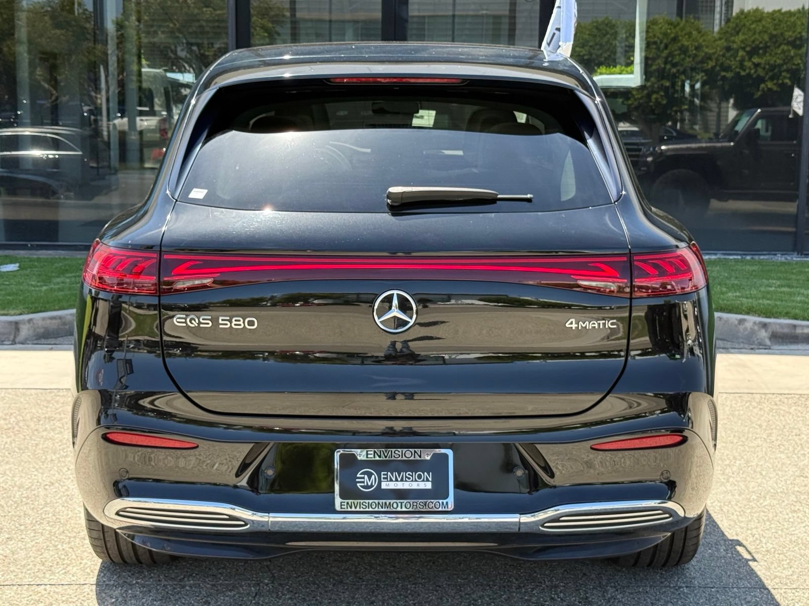 Used 2023 Mercedes-Benz EQS 580 4MATIC SUV image 13