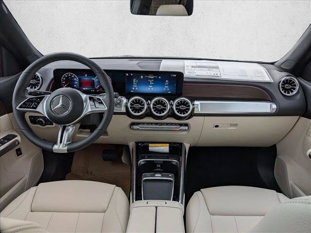 New 2026 Mercedes-Benz GLB 250 4MATIC image 16