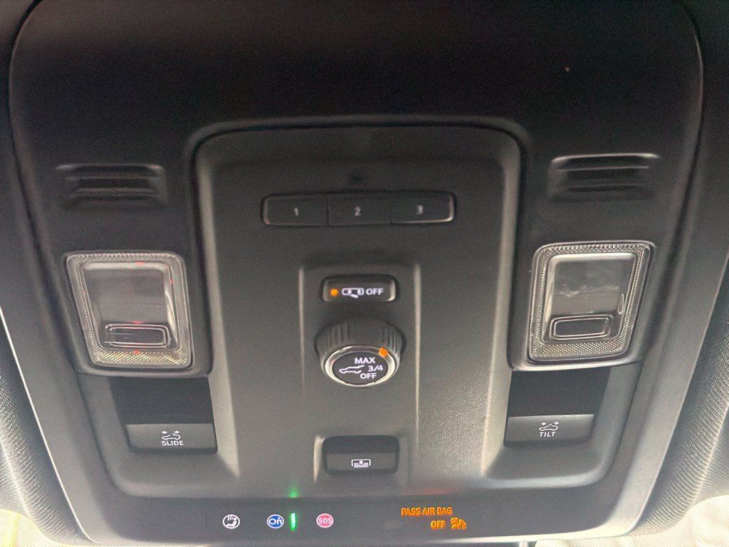 Used 2023 Chevrolet Suburban Z71 AWD/4WD image 19