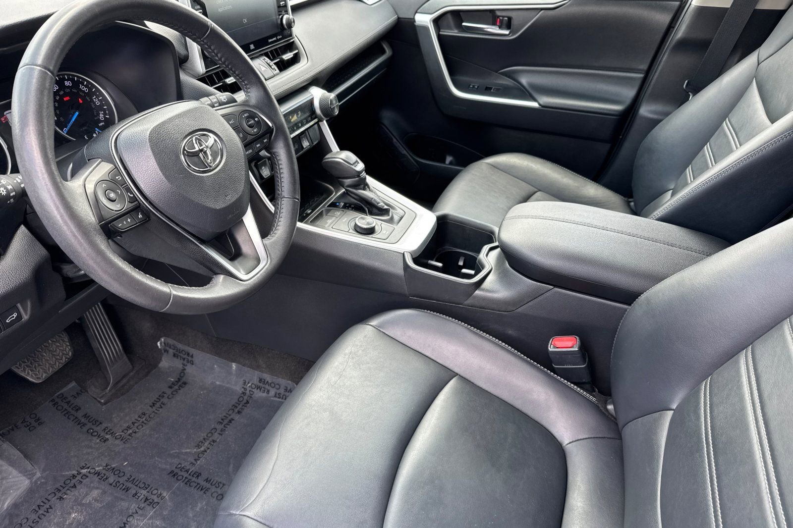 Certified 2022 Toyota RAV4 XLE Premium AWD/4WD image 12