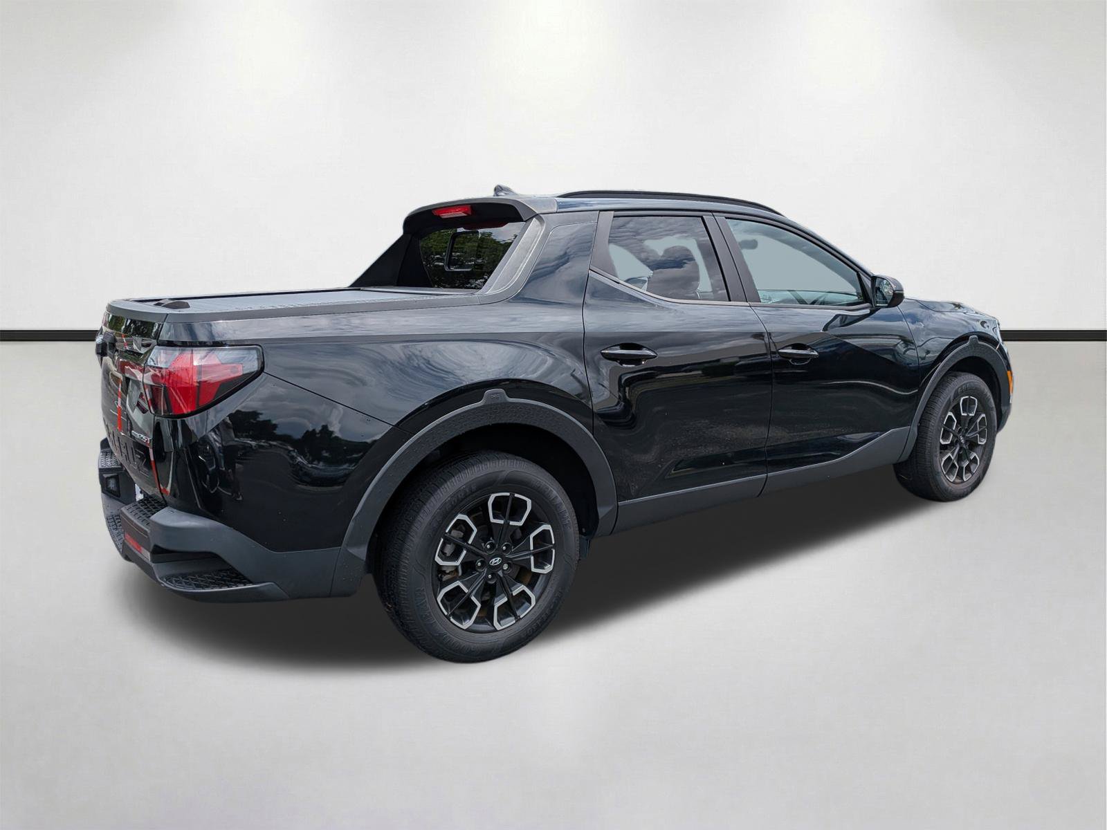 Used 2022 Hyundai Santa Cruz SEL Premium AWD/4WD image 4