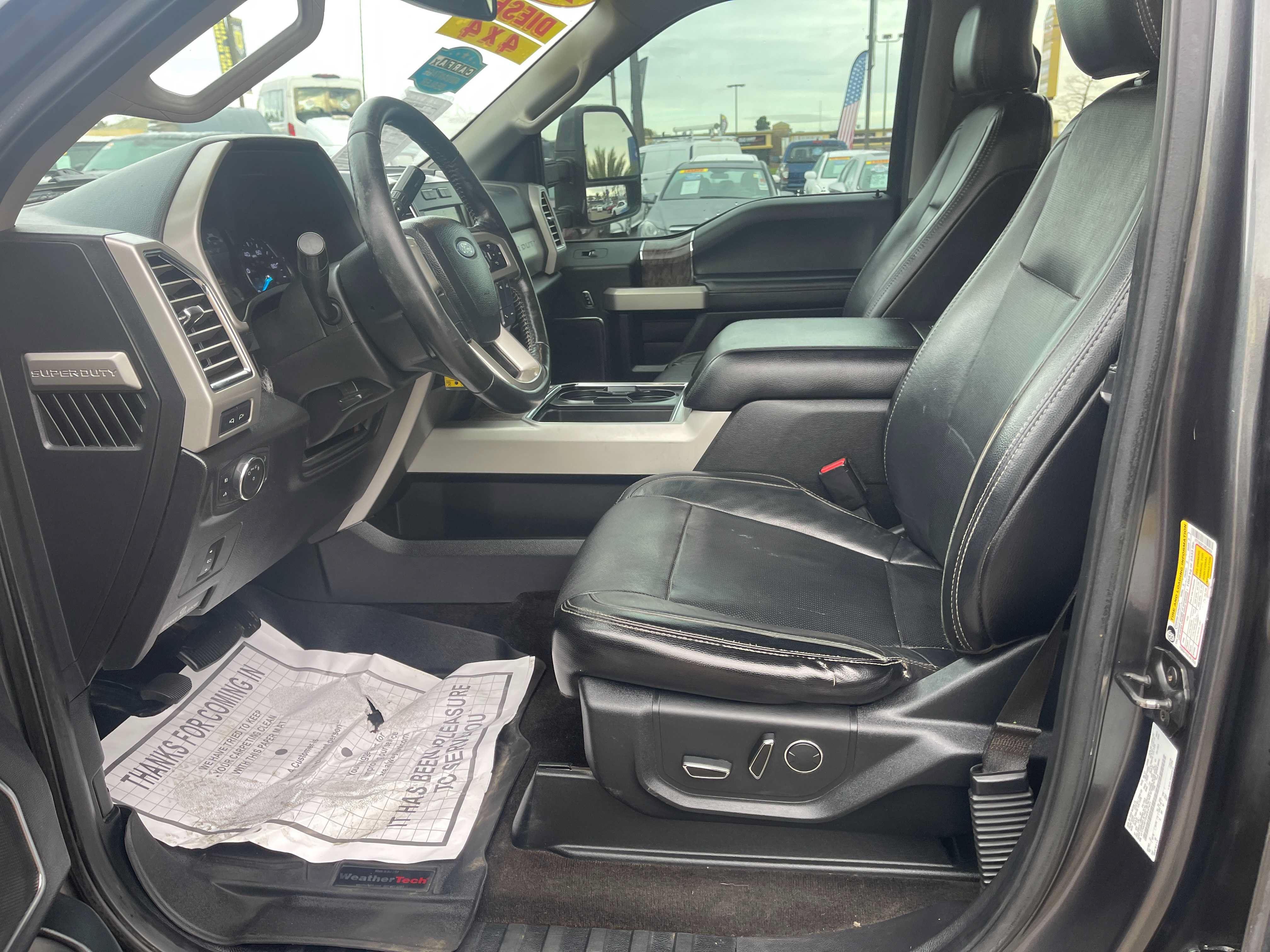 Used 2017 Ford F250 Lariat w/ Lariat Value Package AWD/4WD image 24