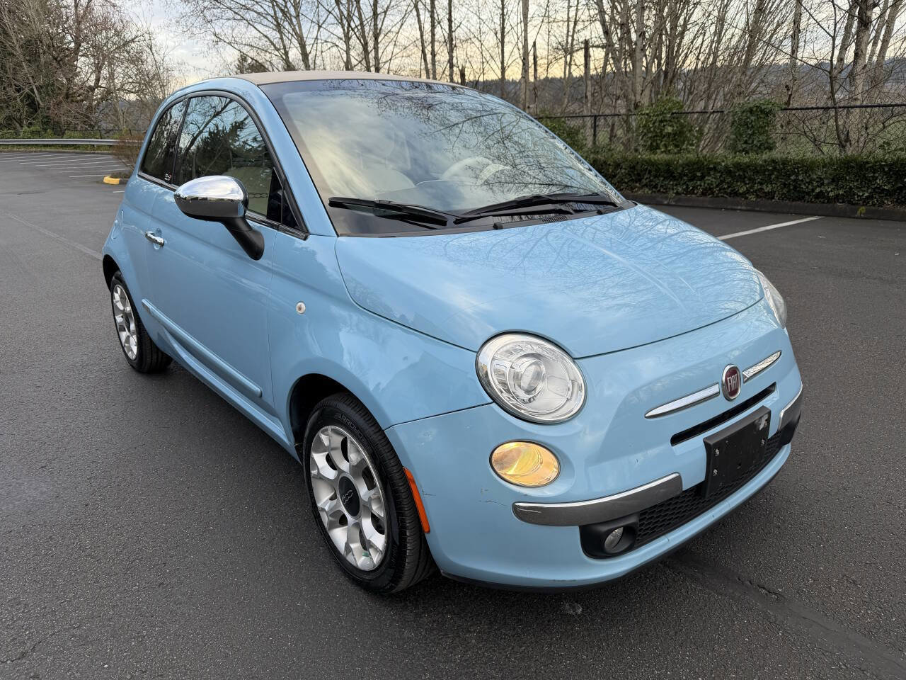 Used 2017 FIAT 500 Lounge image 3