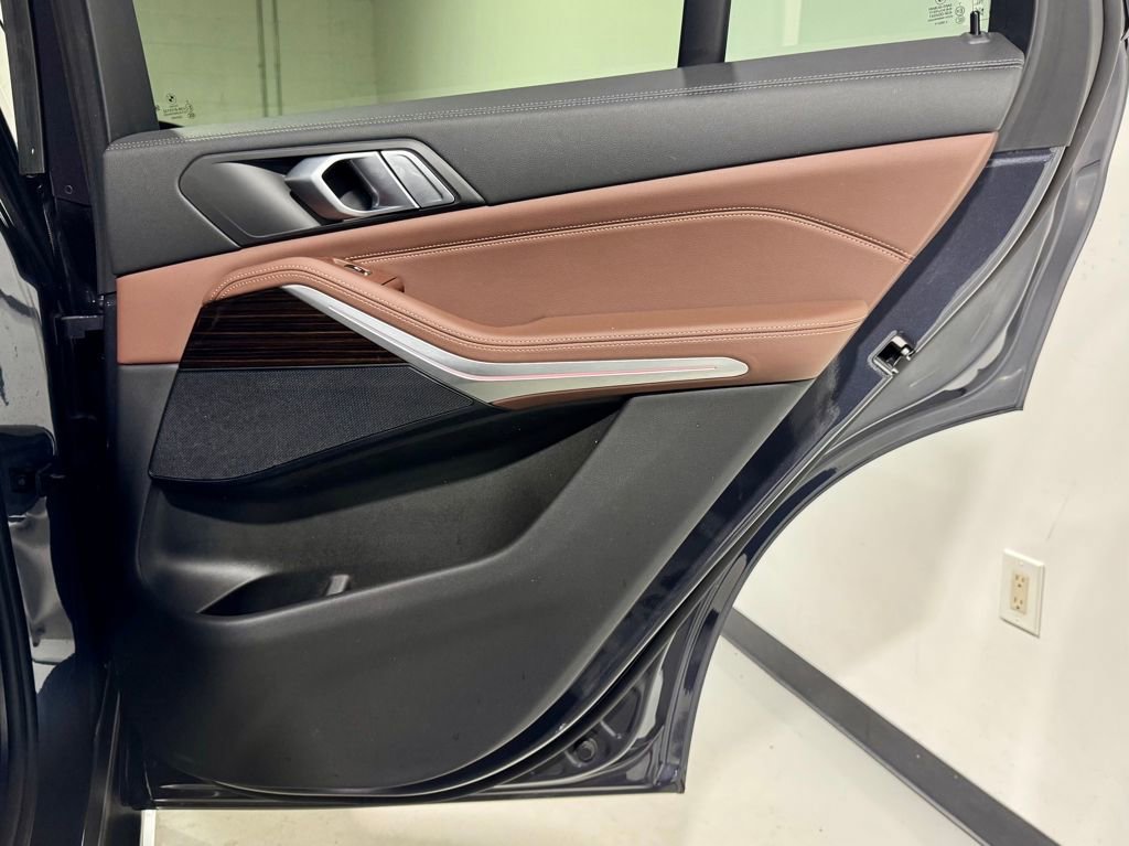 Used 2020 BMW X5 xDrive40i w/ Convenience Package image 30