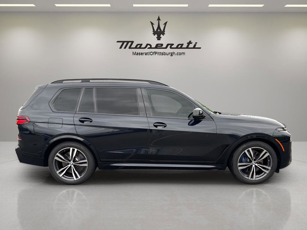 Used 2025 BMW X7 M60i image 4