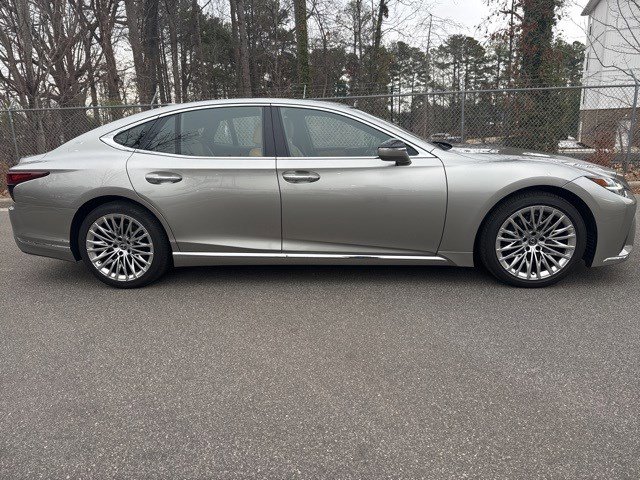 Used 2025 Lexus LS 500 image 11
