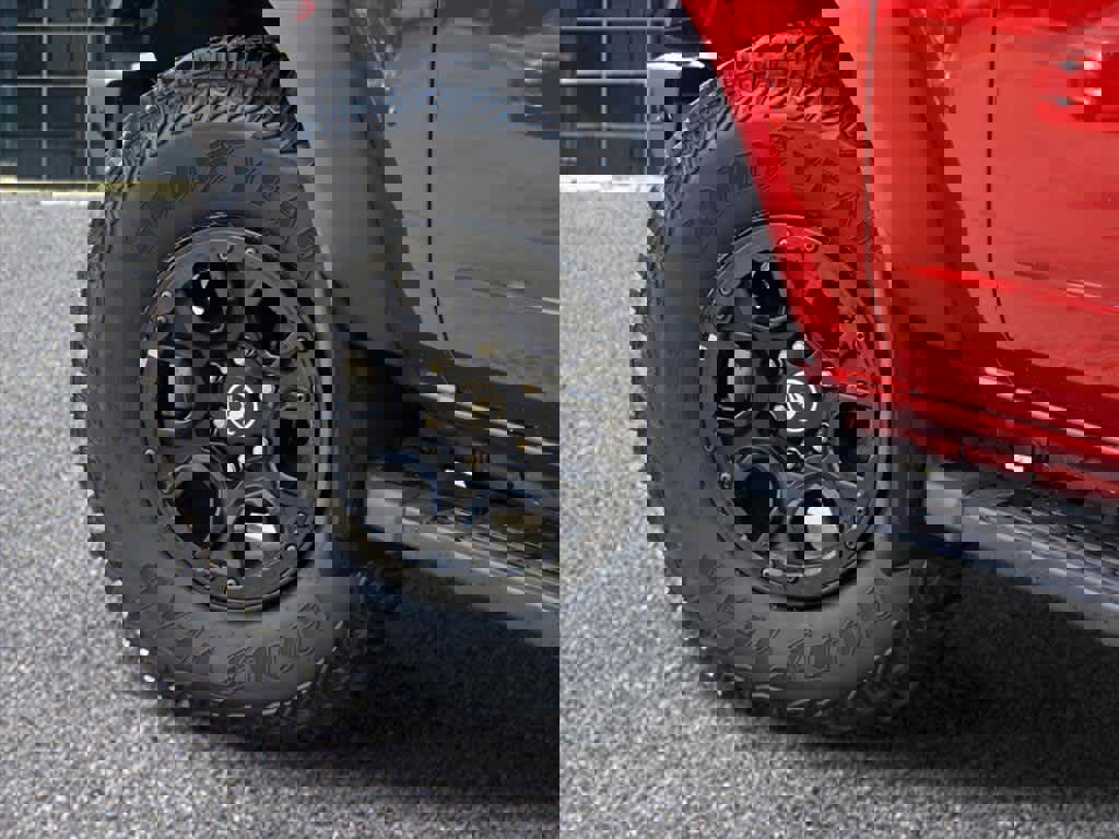 Used 2024 Ford Bronco Wildtrak image 7