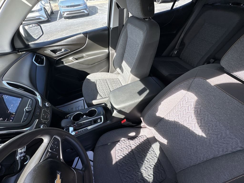 Used 2022 Chevrolet Equinox LT image 20