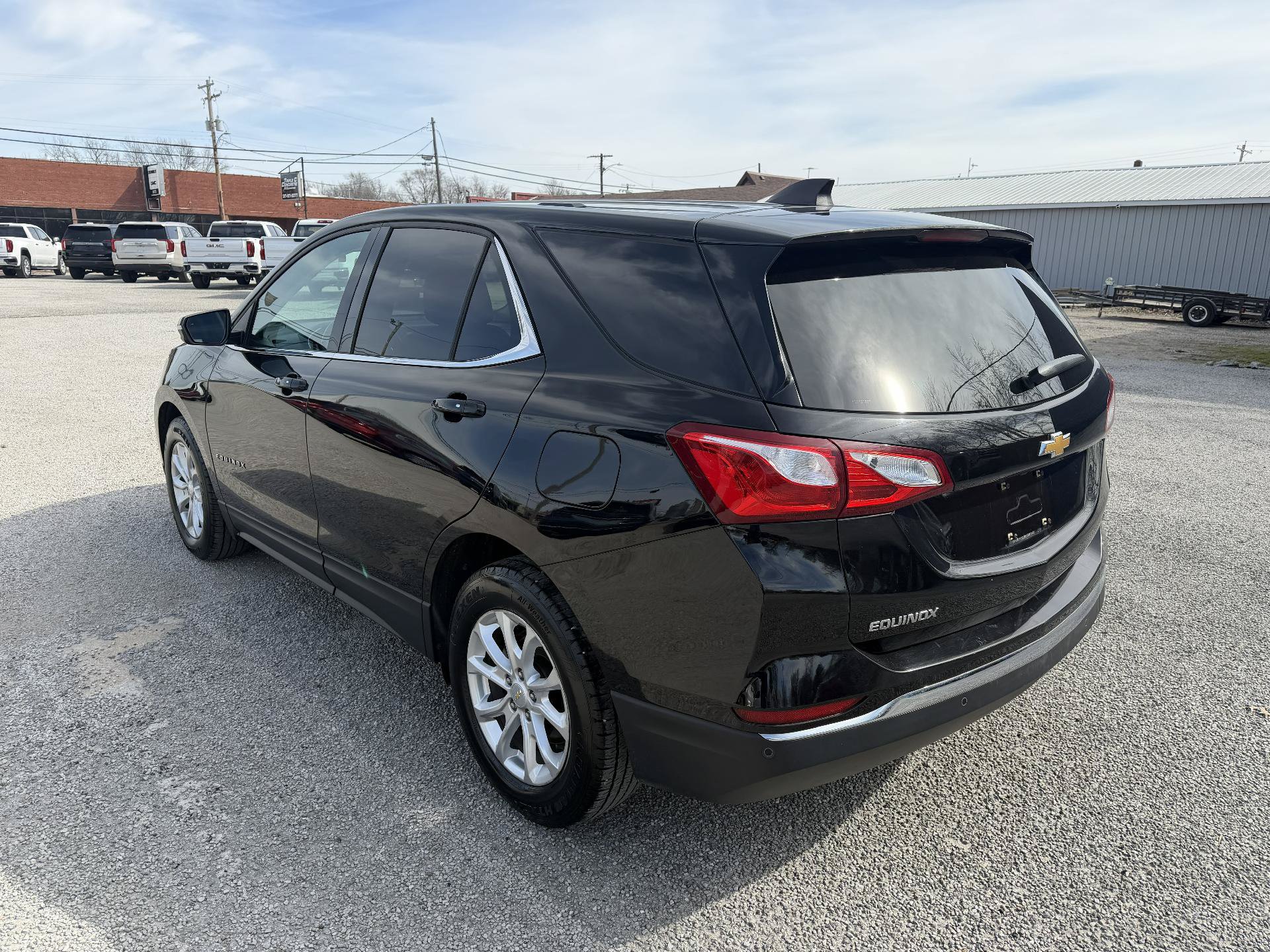 Used 2018 Chevrolet Equinox LT FWD image 3