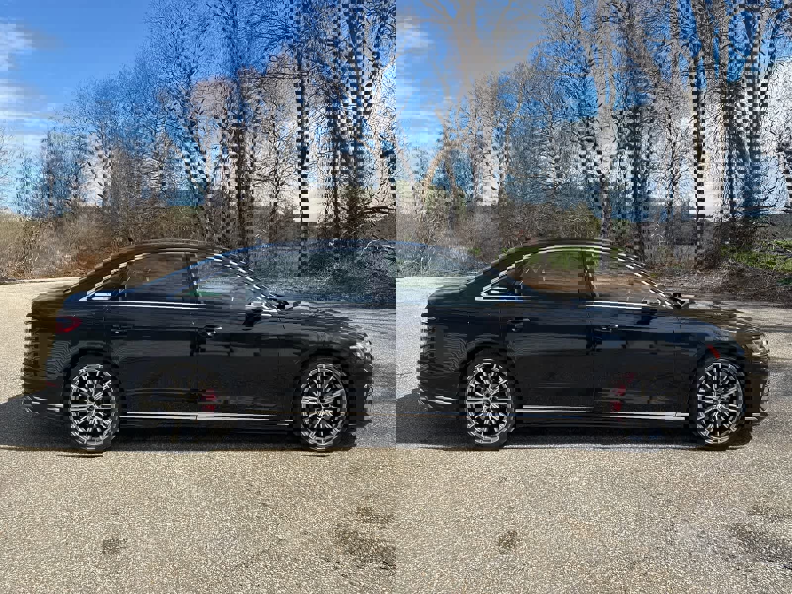 Used 2023 Audi S8 AWD/4WD image 6