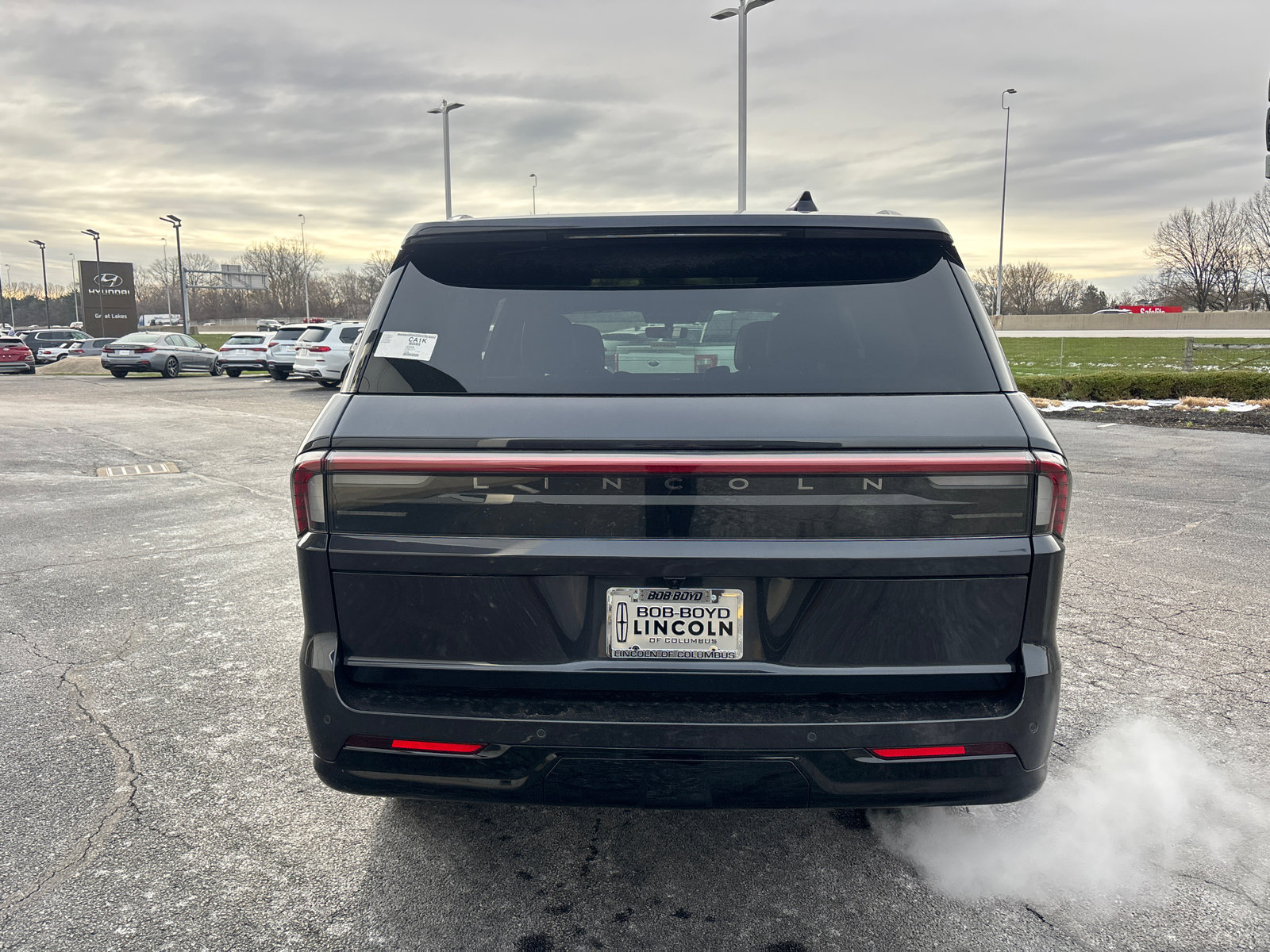 New 2026 Lincoln Navigator Reserve w/ Jet Appearance Package image 6