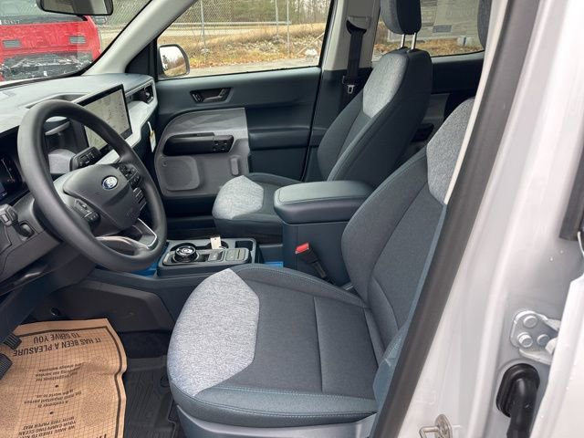 New 2025 Ford Maverick XLT image 13
