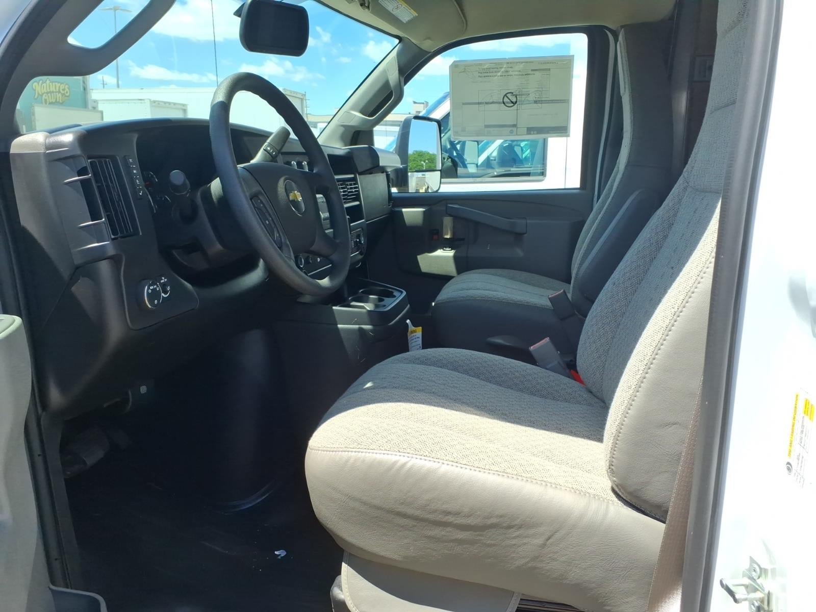 New 2026 Chevrolet Express 4500 w/ Power Convenience Package RWD image 6