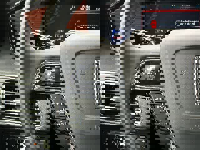 Used 2024 Lincoln Navigator Reserve image 9