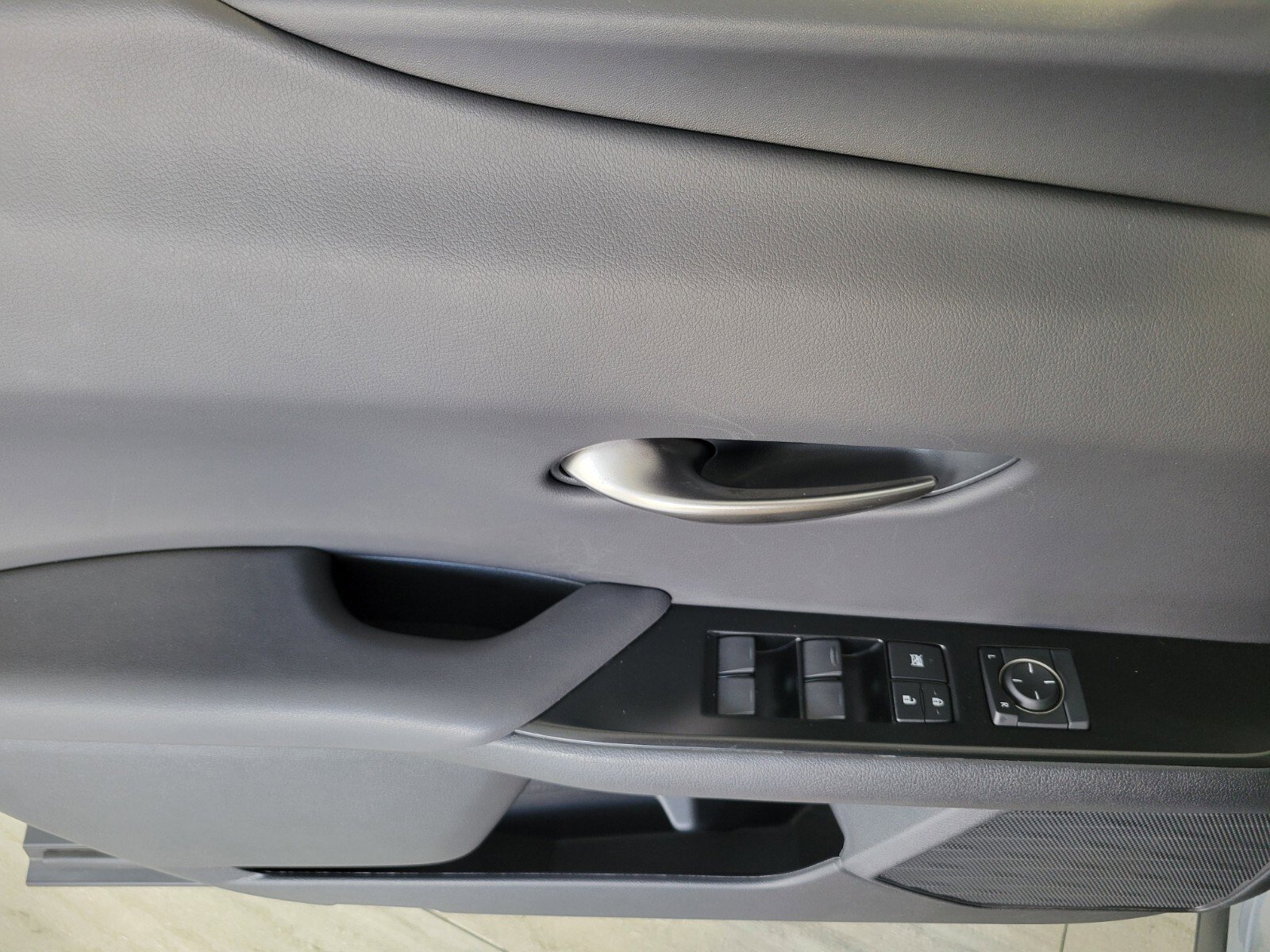 Certified 2024 Lexus UX 250h FWD image 20