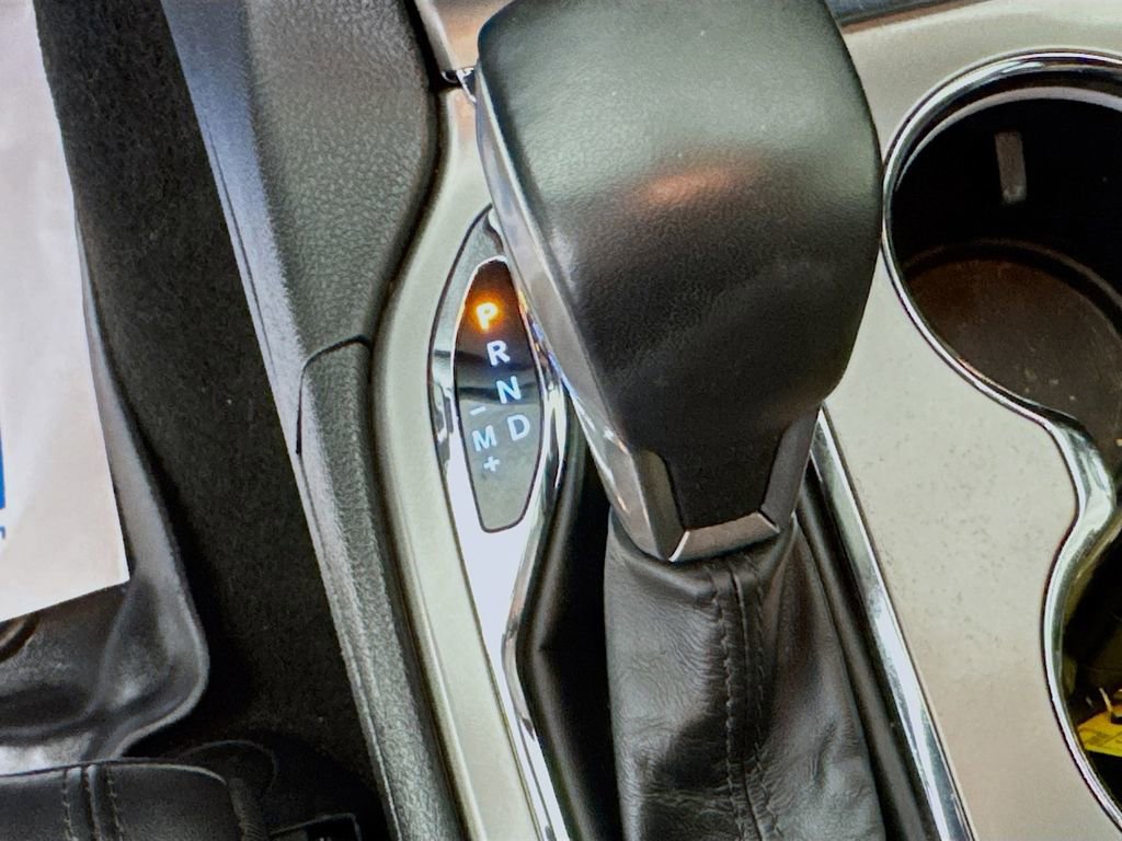 Used 2022 Jeep Grand Cherokee Laredo X image 21
