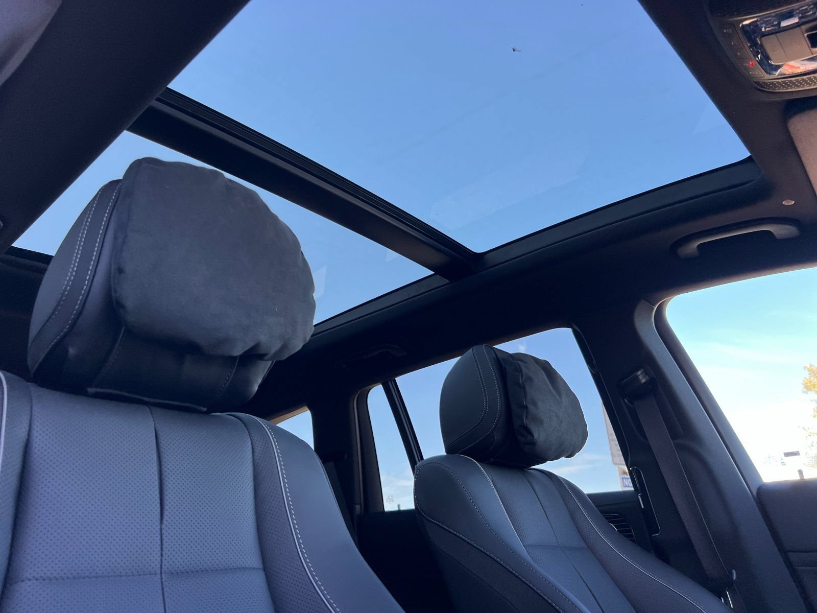 New 2026 Mercedes-Benz GLS 450 4MATIC image 17