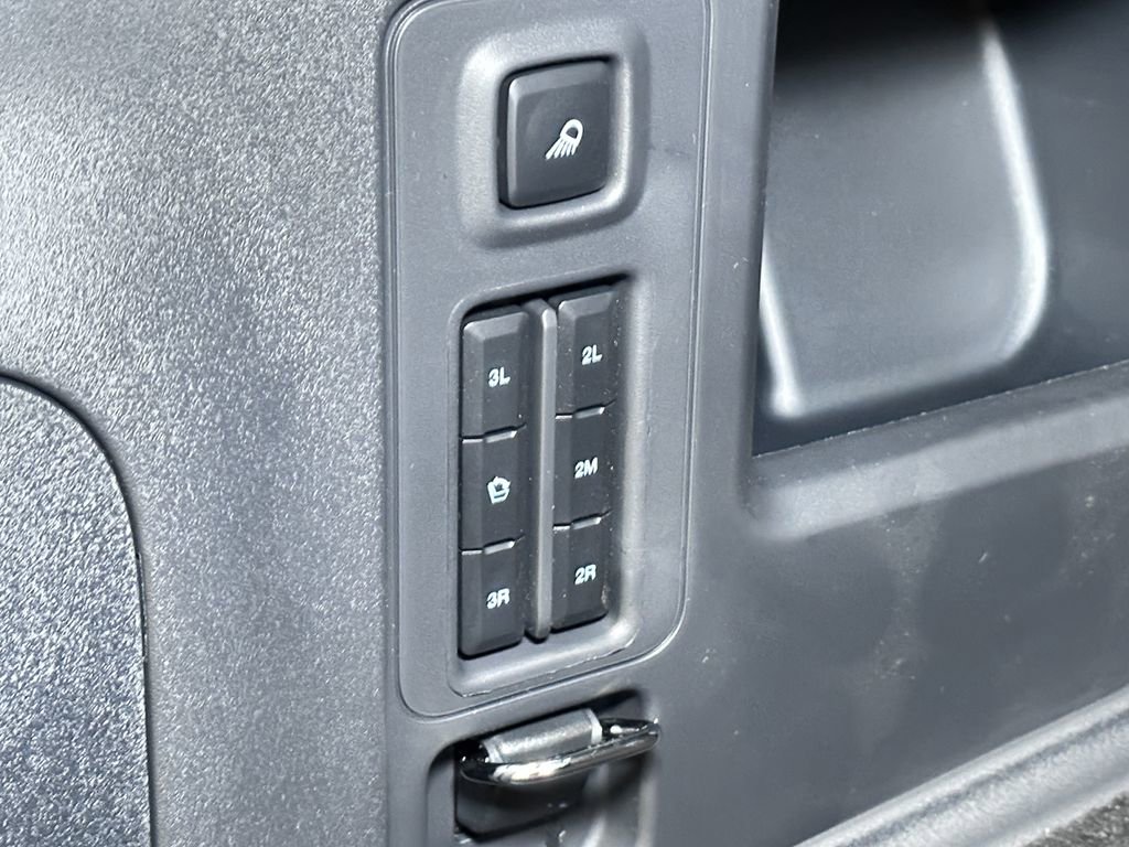 New 2026 Ford Expedition Platinum image 16