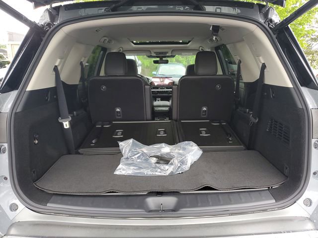 New 2026 Nissan Pathfinder Platinum AWD/4WD image 12
