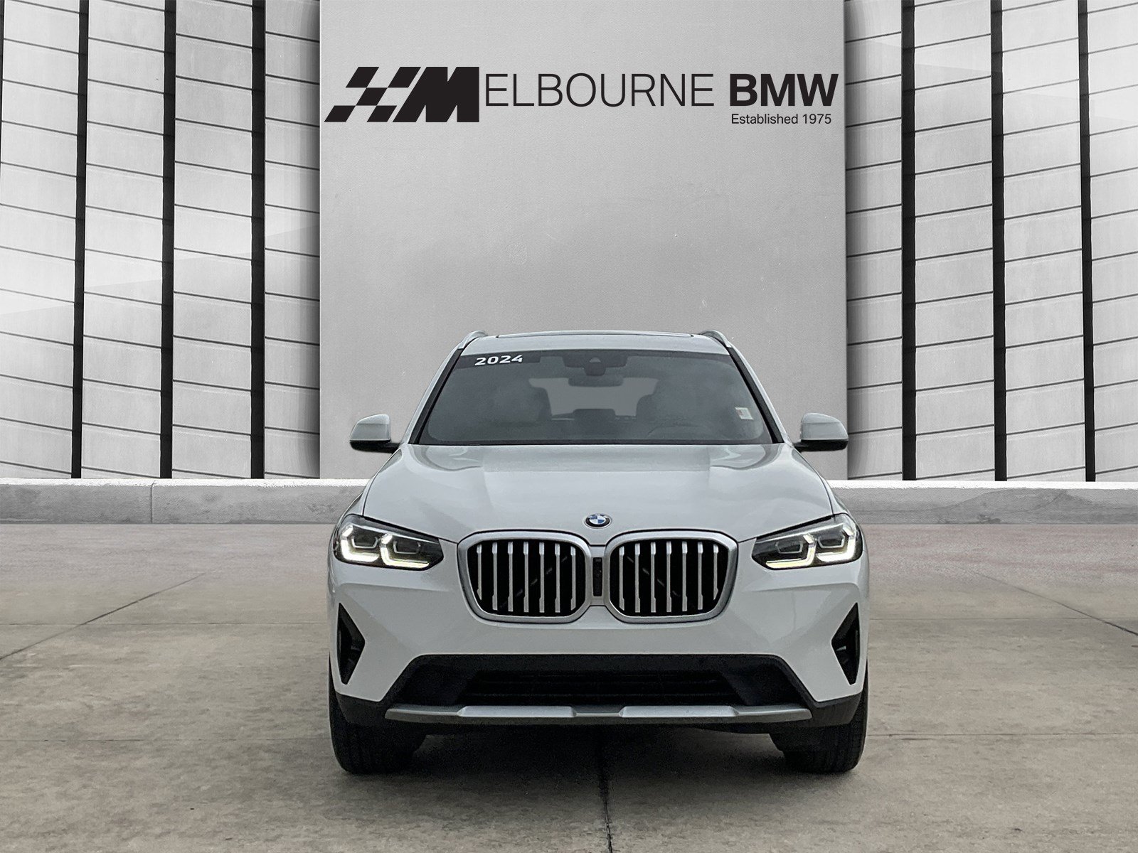Certified 2024 BMW X3 xDrive30i w/ Convenience Package AWD/4WD image 2