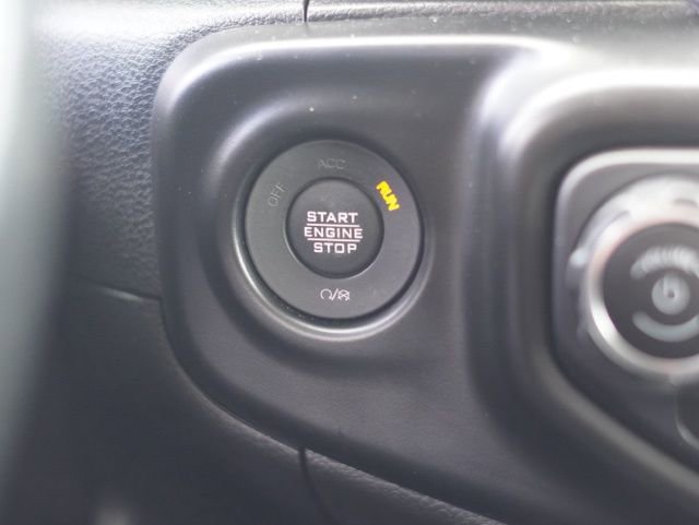 Used 2021 Jeep Wrangler Unlimited Sahara w/ Cold Weather Group AWD/4WD image 27