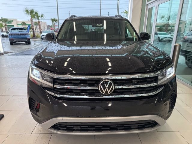 Used 2023 Volkswagen Atlas SE w/ Panoramic Sunroof Package FWD image 2