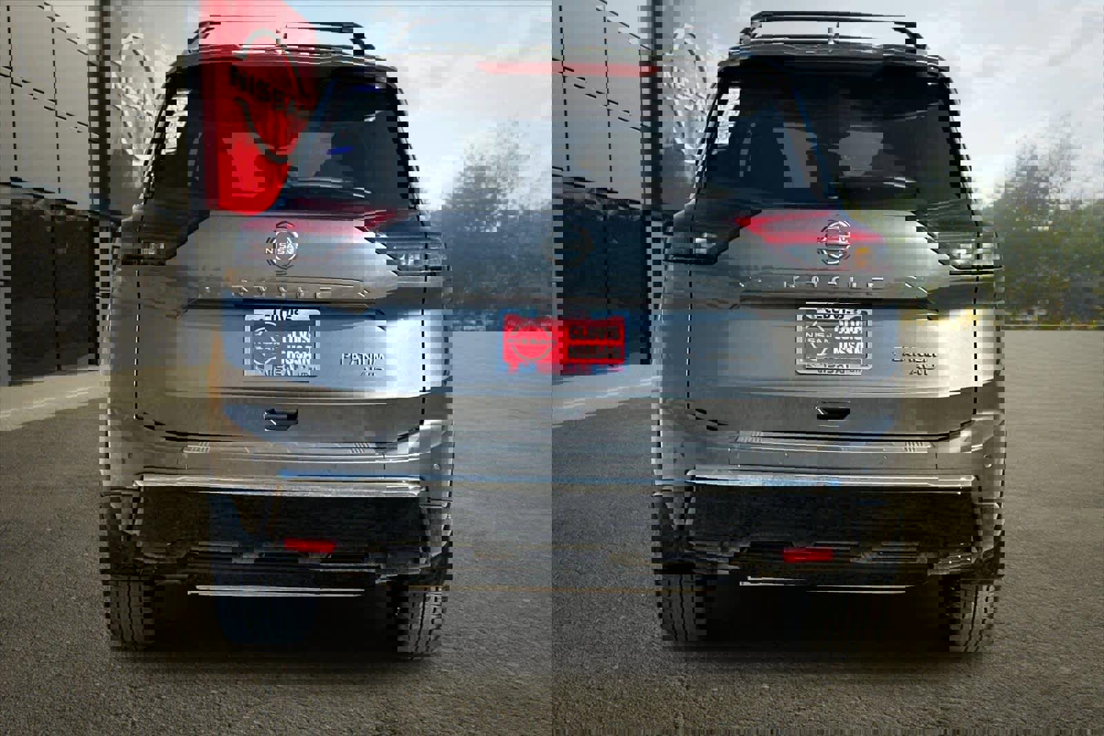 New 2026 Nissan Rogue Platinum image 8