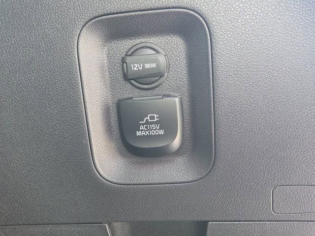 Used 2024 Kia Carnival SX image 11