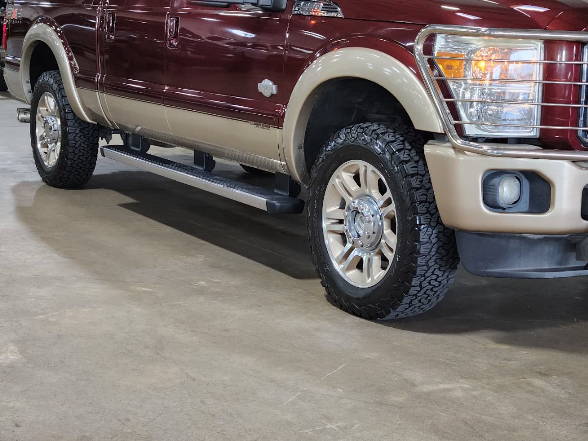 Used 2011 Ford F250 King Ranch w/ King Ranch w/Chrome Pkg AWD/4WD image 16