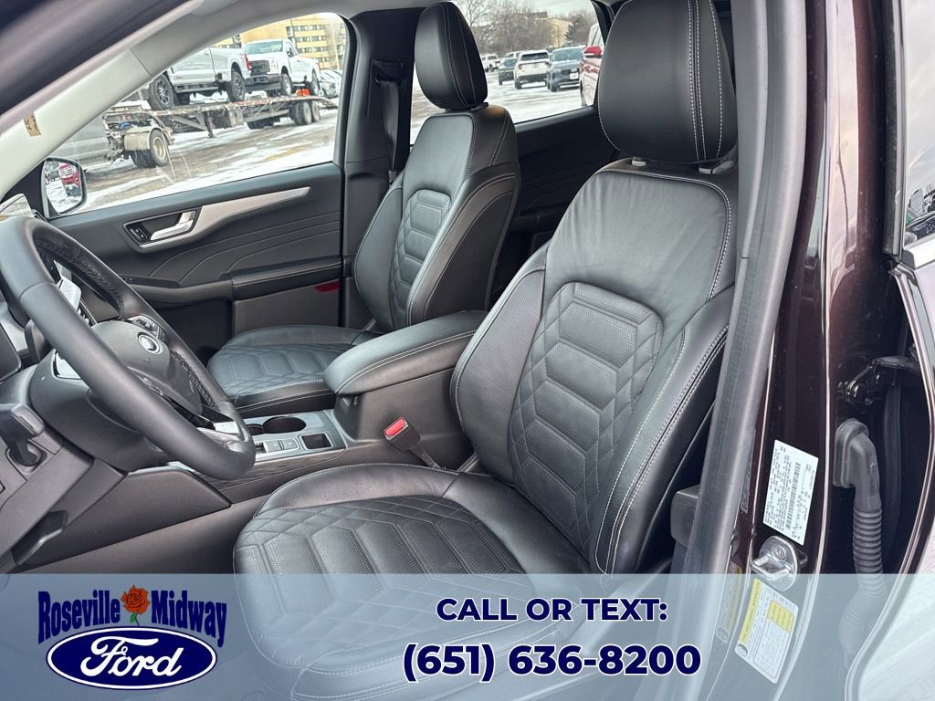 Used 2023 Ford Escape Platinum w/ Premium Technology Package image 27