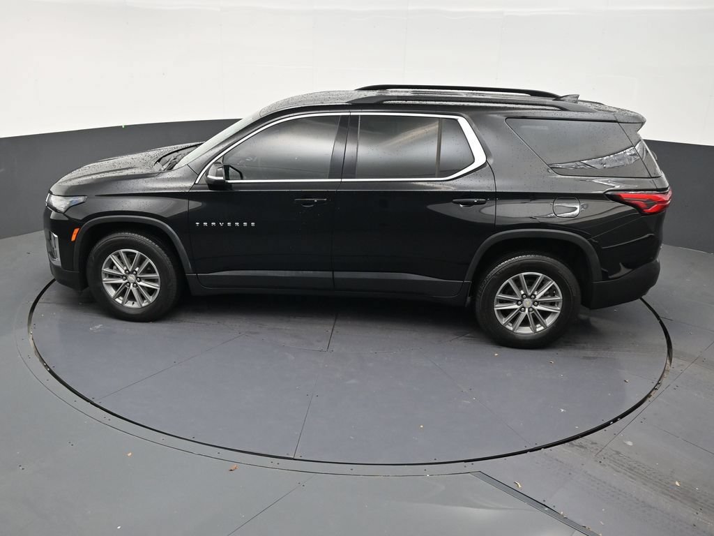 Used 2023 Chevrolet Traverse LT FWD image 13