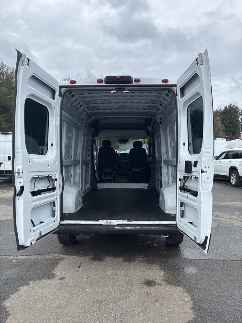 Used 2023 RAM ProMaster 2500 image 9