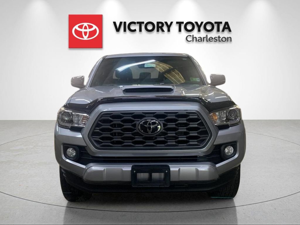 Used 2020 Toyota Tacoma TRD Sport AWD/4WD image 8