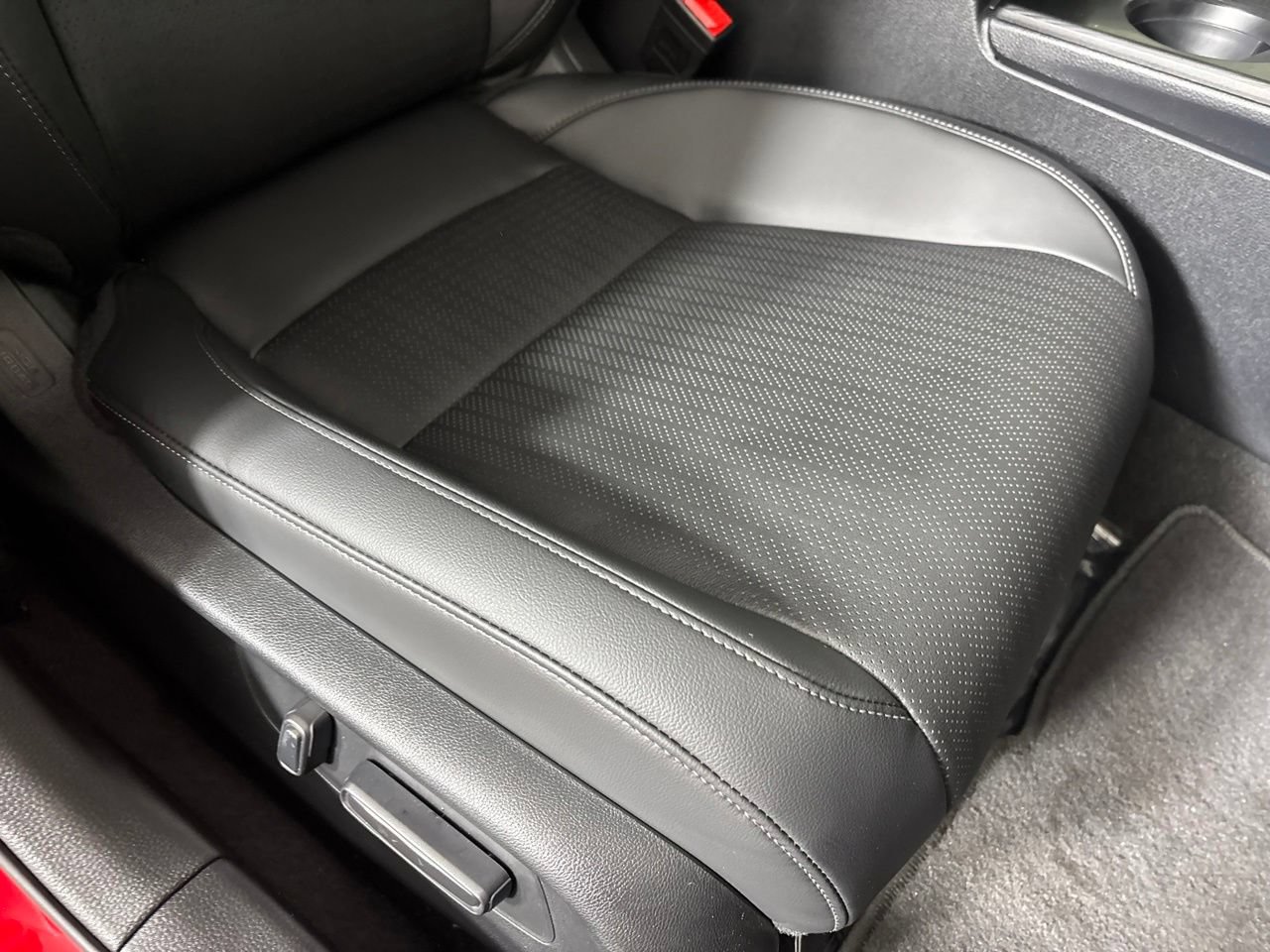 Used 2024 Honda Civic Touring image 31