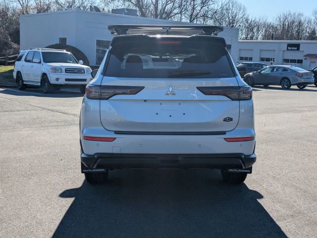 New 2026 Mitsubishi Outlander Trail Edition image 4