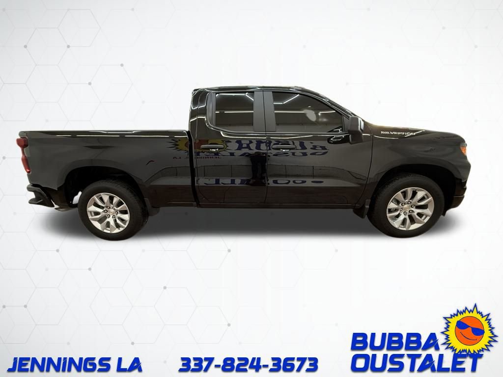 Used 2025 Chevrolet Silverado 1500 Custom image 6