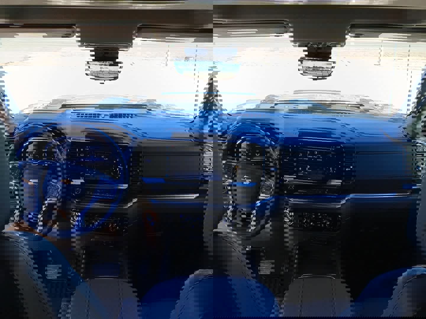 Used 2025 Chevrolet Silverado 3500 LTZ w/ LTZ Plus Package image 18