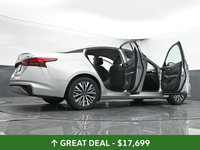 Used 2024 Nissan Altima 2.5 SV image 75