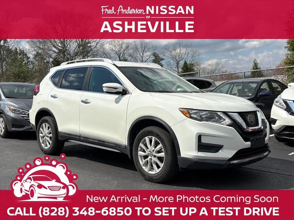 Used 2017 Nissan Rogue SV