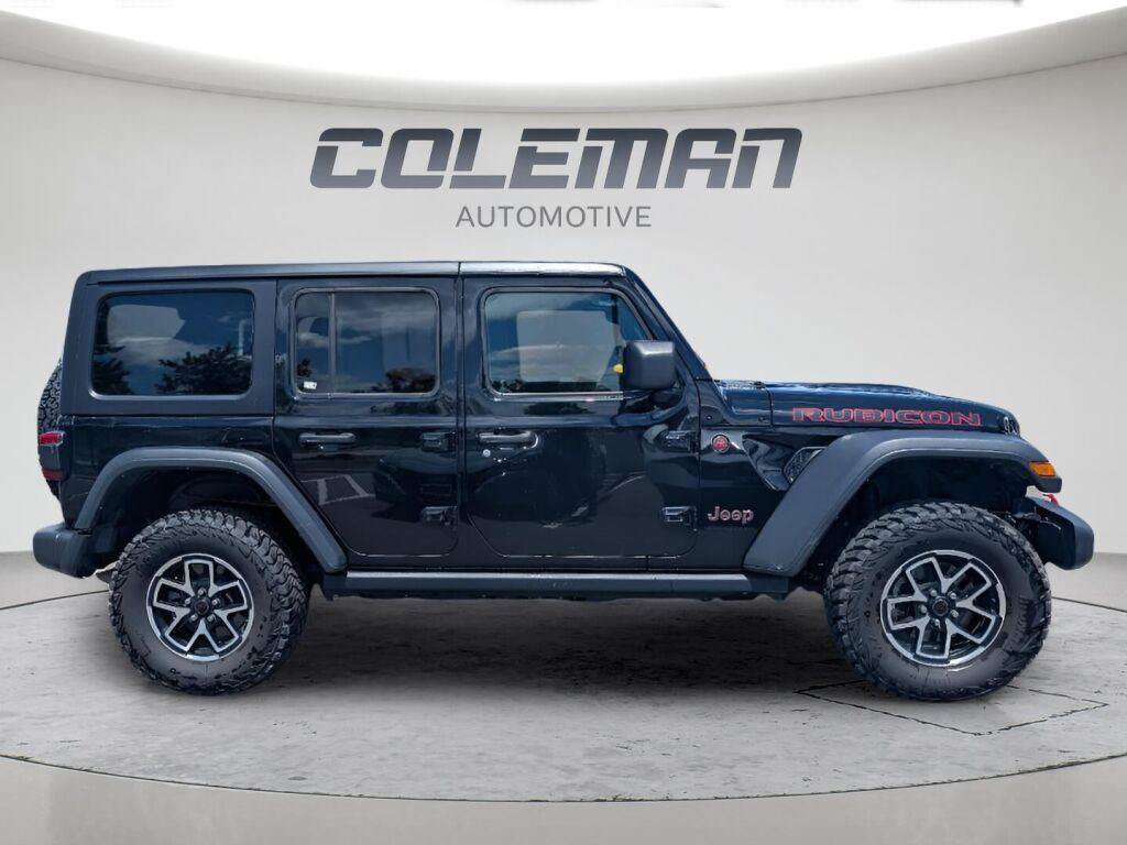 Used 2024 Jeep Wrangler Unlimited Rubicon AWD/4WD image 26