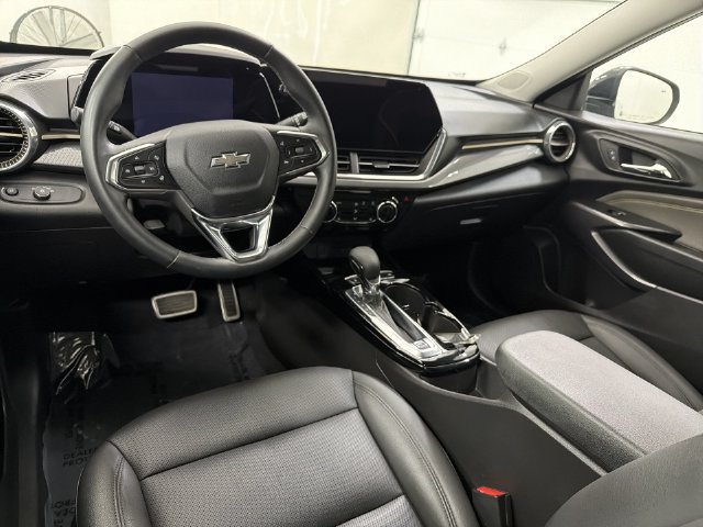 Certified 2024 Chevrolet Trax ACTIV w/ Sunroof Package FWD image 18