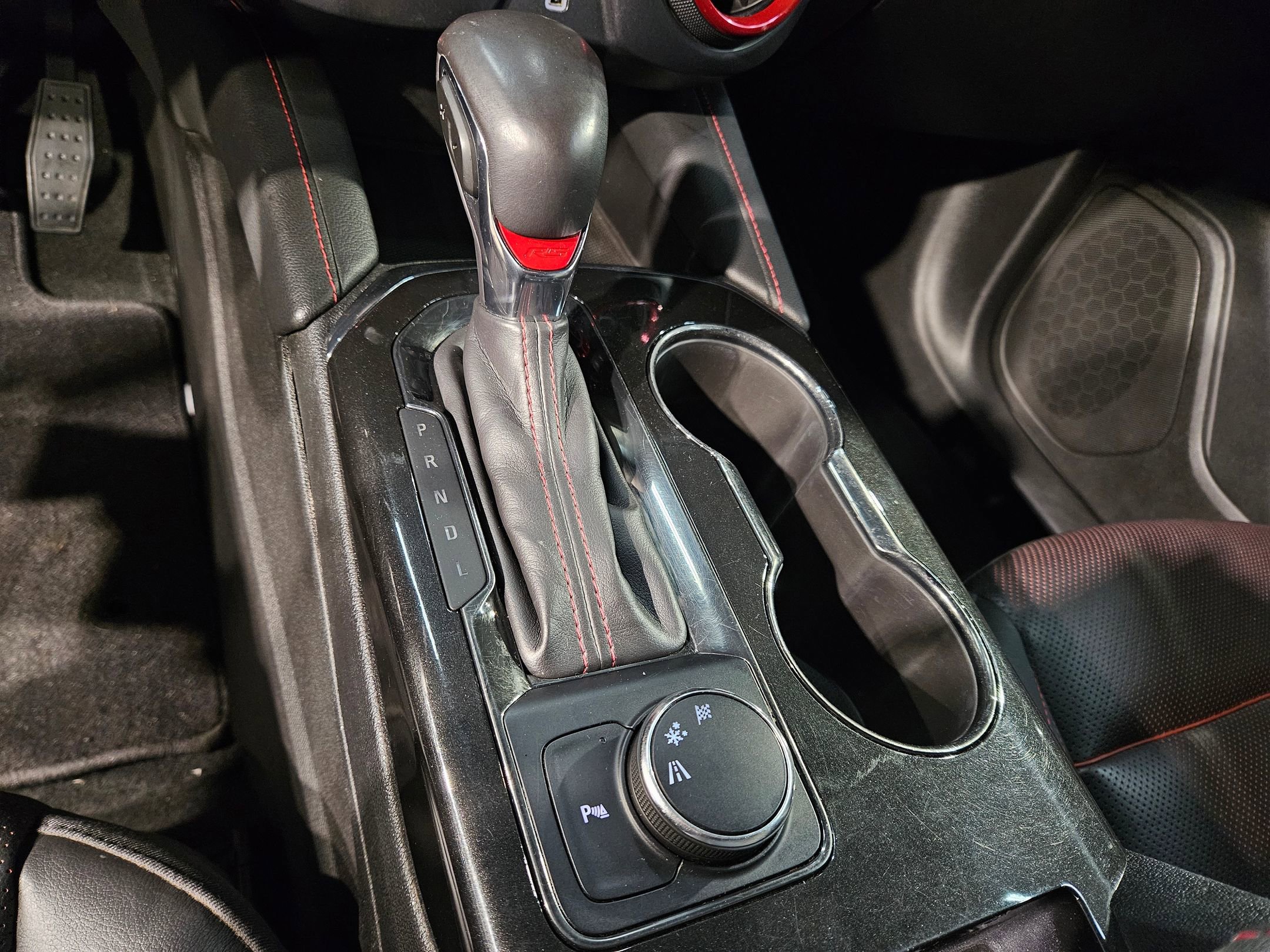 Used 2019 Chevrolet Blazer RS w/ LPO, Sport Package image 32