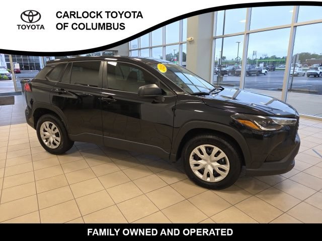 Used 2025 Toyota Corolla Cross L FWD image 6