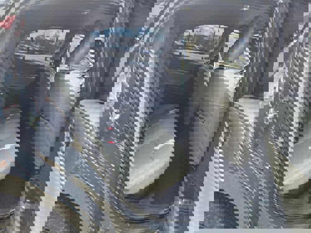 Used 2025 Toyota Camry SE image 13