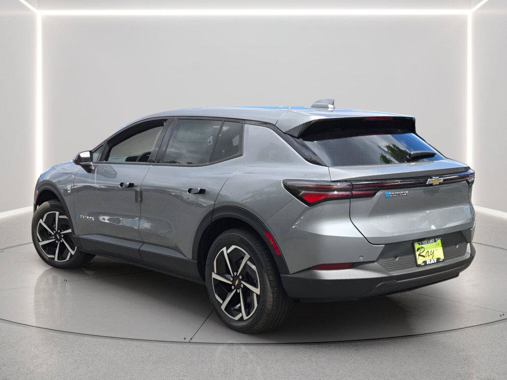 New 2026 Chevrolet Equinox EV LT FWD image 8