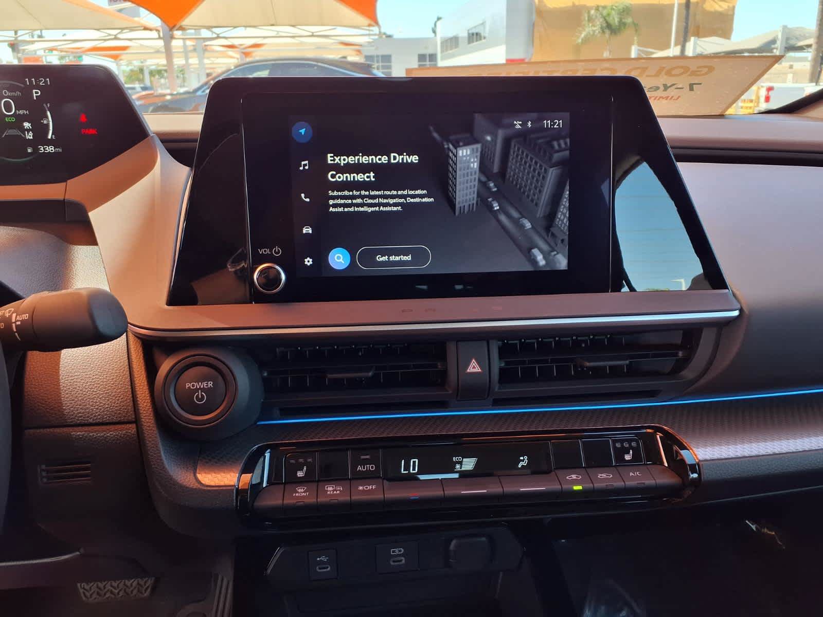 Certified 2025 Toyota Prius XLE FWD image 23